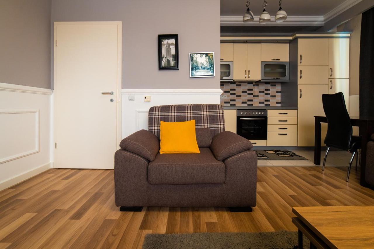 Cedartree Prishtina Apartment Pristina Exterior photo